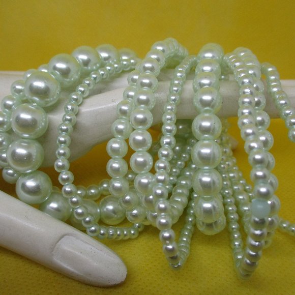 10 Piece Set PEARL BRACELETS Green Pearl Stretch Bracelet Set Various Size Pearl - Picture 4 of 8